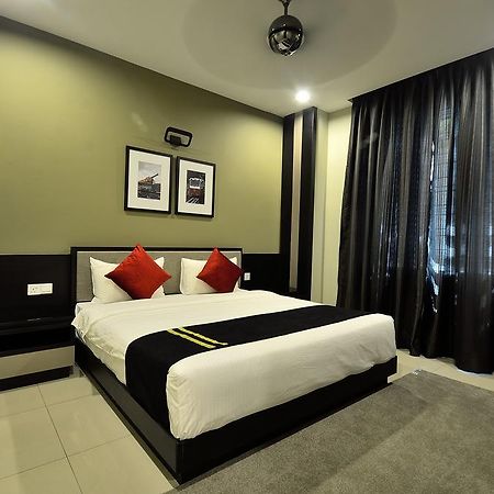 Plumeria Luxury Service Villa George Town Eksteriør billede